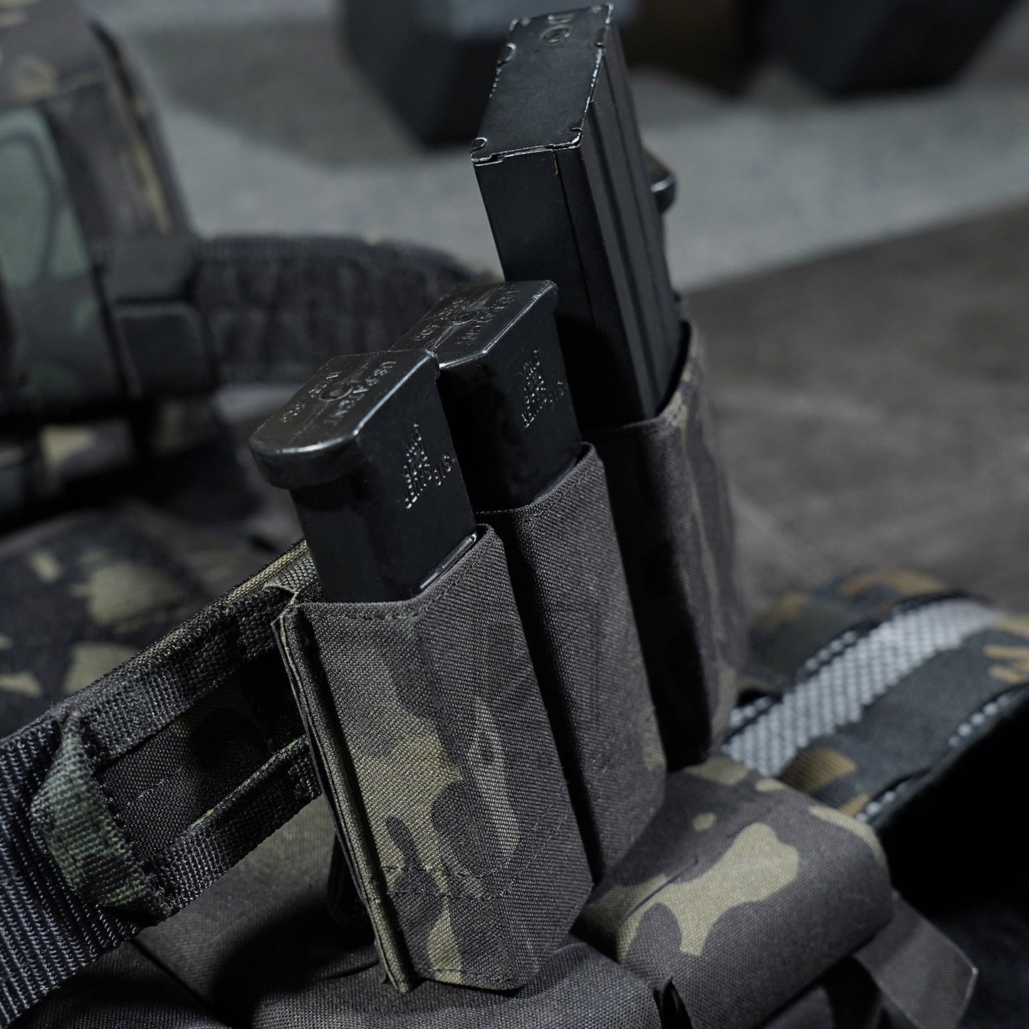 KRYDEX Tactical 9mm Single Pistol Magazine Pouch Mag Holder Duty Belt MOLLE Compatible