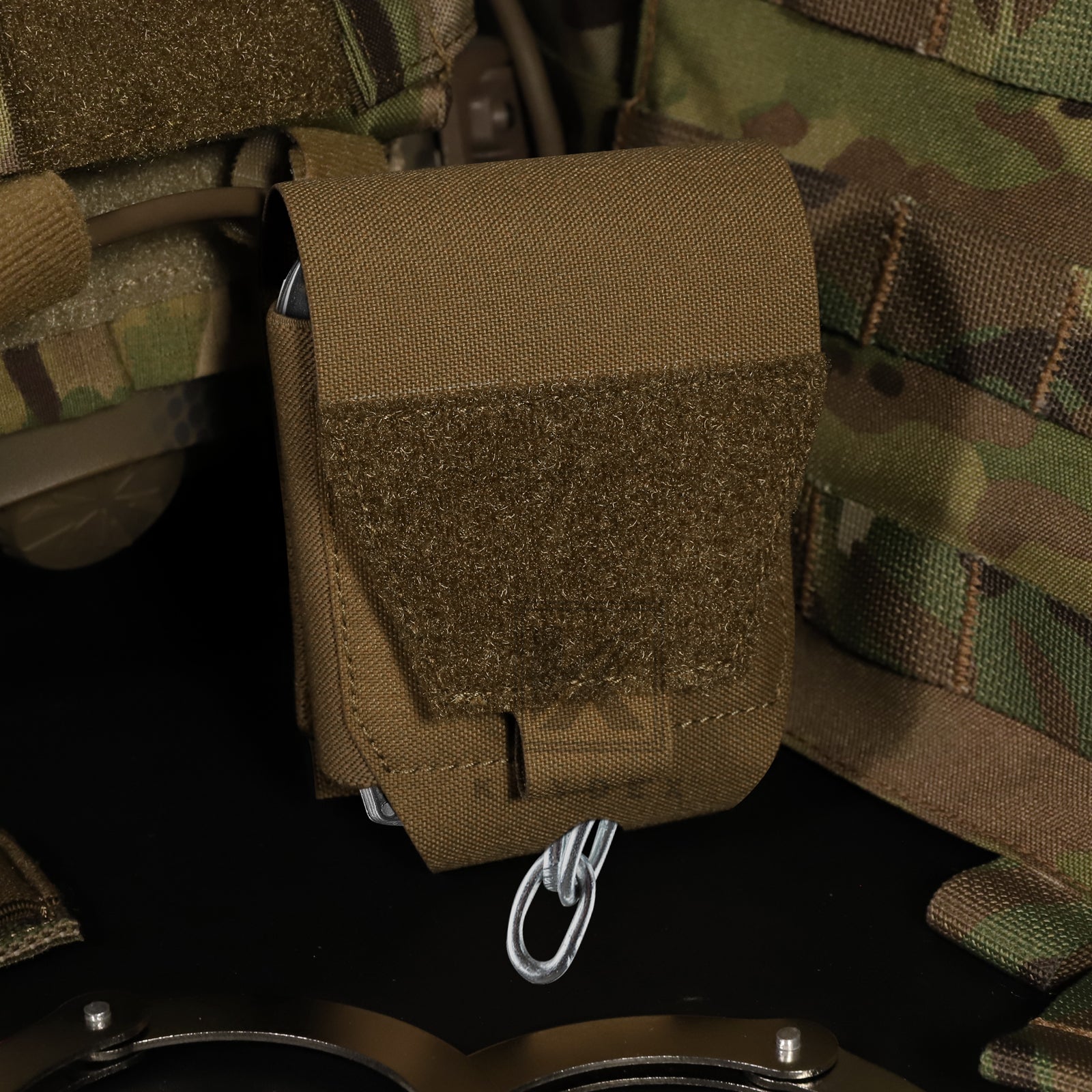 Handcuff Pouch, Molle Handcuffs Holder Hoslter Nylon Cuff Pouches Case For Duty Belt Tactical Vest Police Law Enforcement Security Officer Accessories